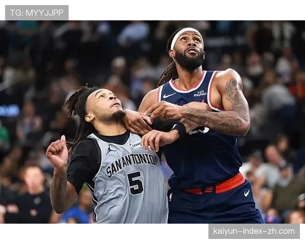 快船内线新援杰克逊攻防两端贡献稳定，完全有理由获得更多上场时间